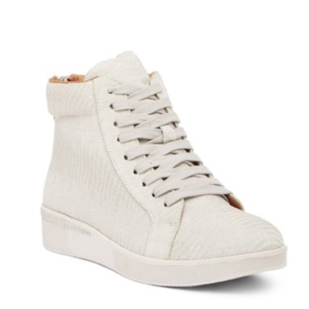 KENNETH COLE Helka Metallic High-Top Sneaker! - Picture 1 of 7